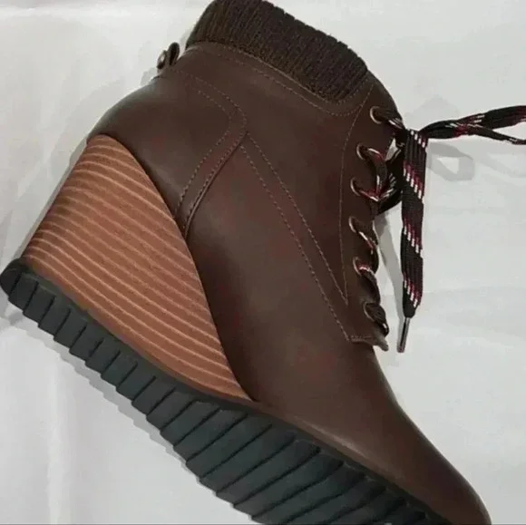 Women's NEW Nautica Brand Wedge Bootie Brown Size 11 .5 - Picture 6 of 7